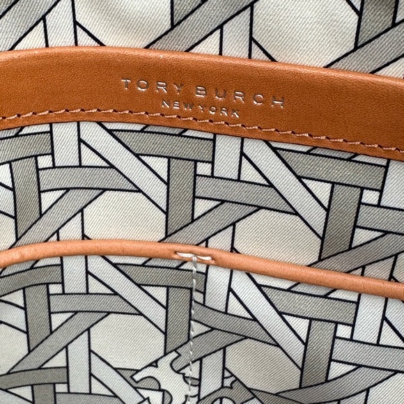 Tory Burch Basketweave Shopper Bag - Picture 13 of 15